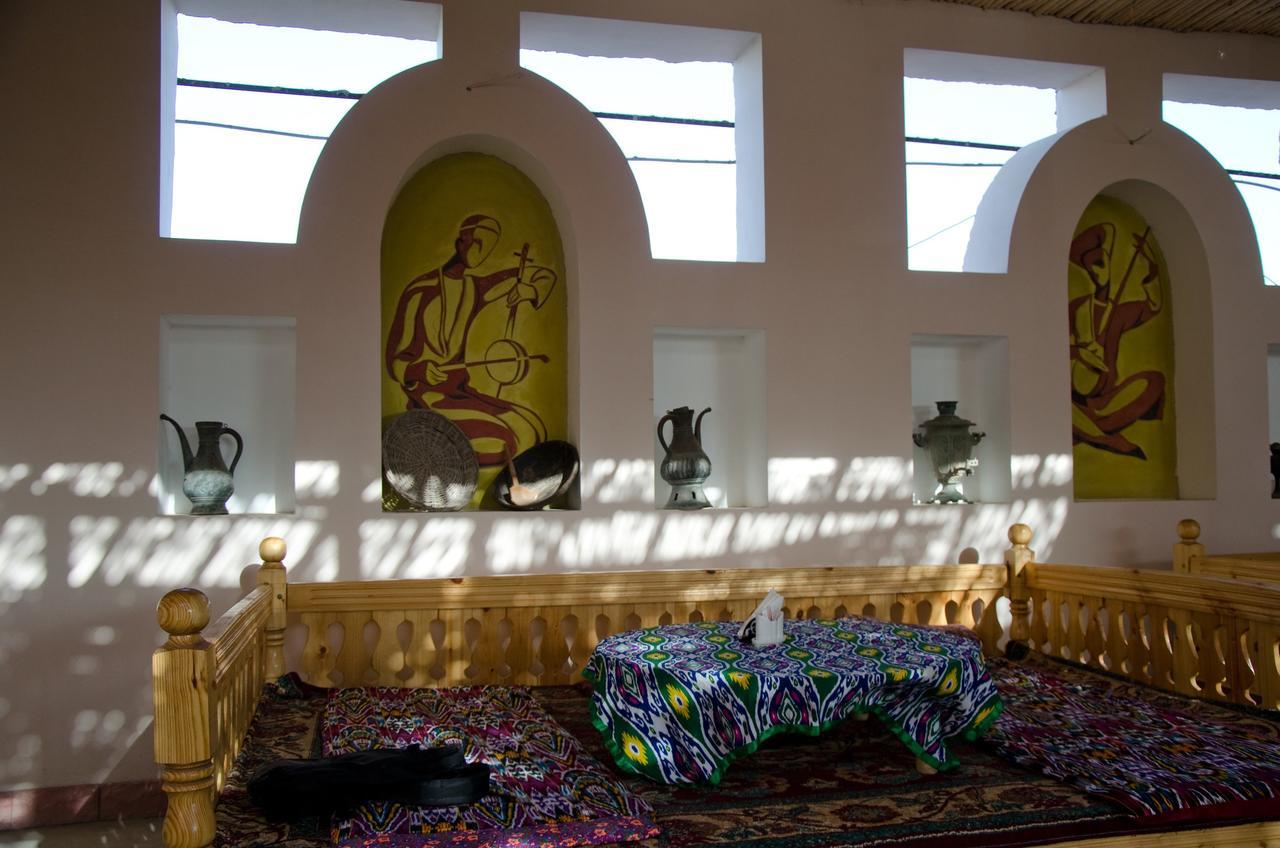 Jipek Joli Inn Nukus Eksteriør bilde
